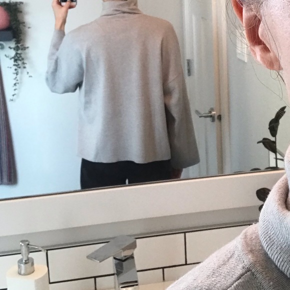Twik (simons brand) light grey sweater. Size medium (fits small or medium). - Picture 6 of 8